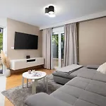 Stoja Beach Apartment